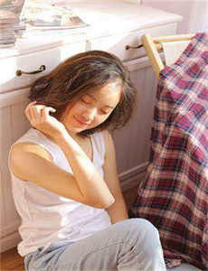 《曰批视频免费播放免费》