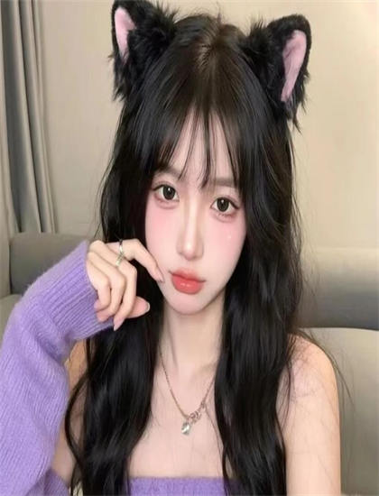 制片人视角：黑暗中的猎人编剧的叙事结构与情节设计——一次全面的艺术分析